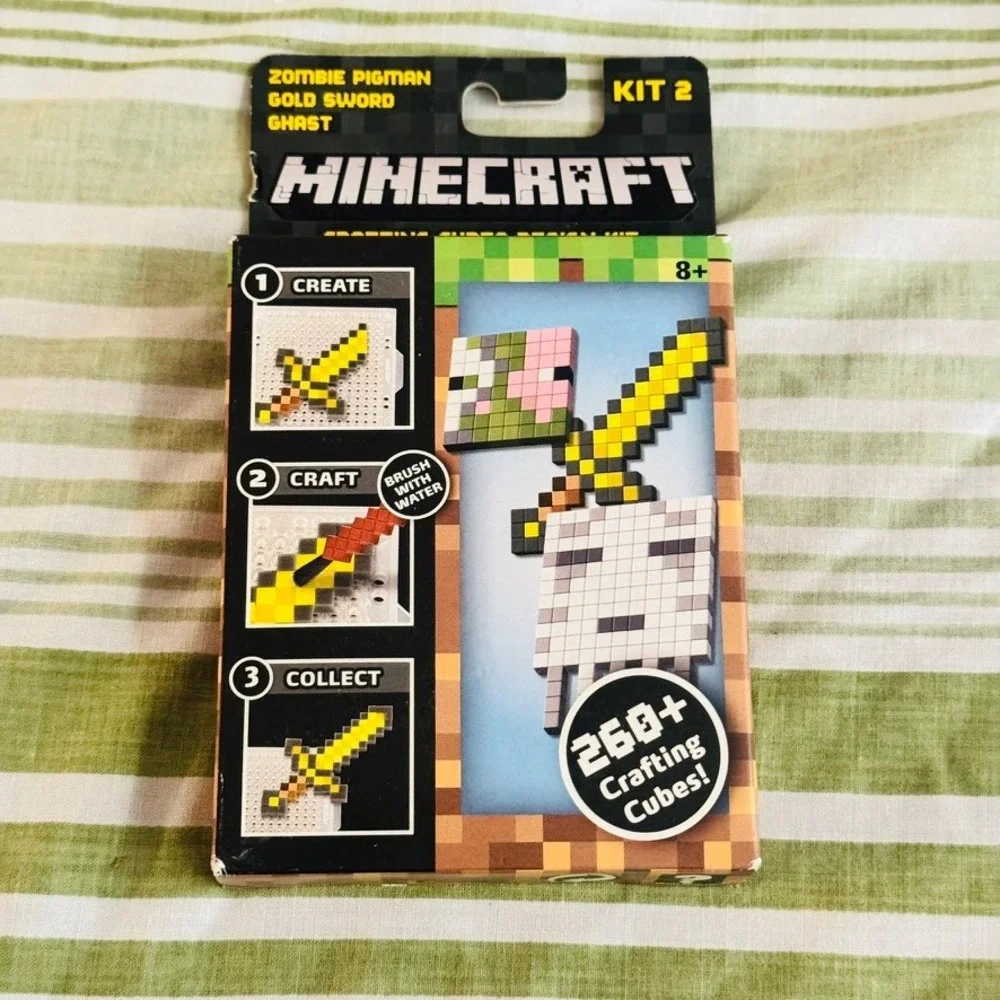 Minecraft Kit 2 Zombie Pigman Gold Sword Ghast Crafting Cubes 2014